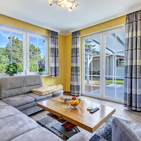 Mona 塞巴特黑灵斯多夫